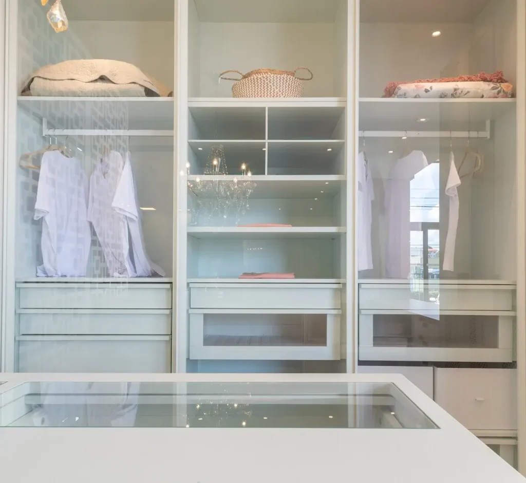 Custom closet